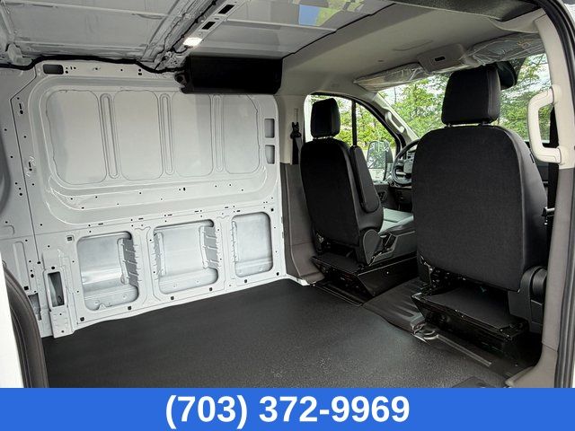 New 2026 Oxford White Ford Base image 15