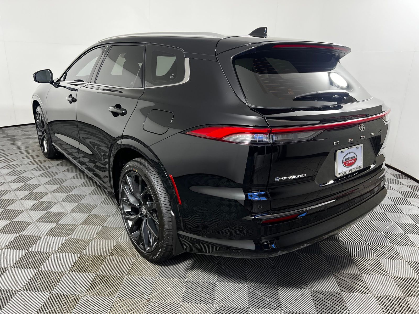 Thumbnail: 2026 Toyota Crown Signia - 7