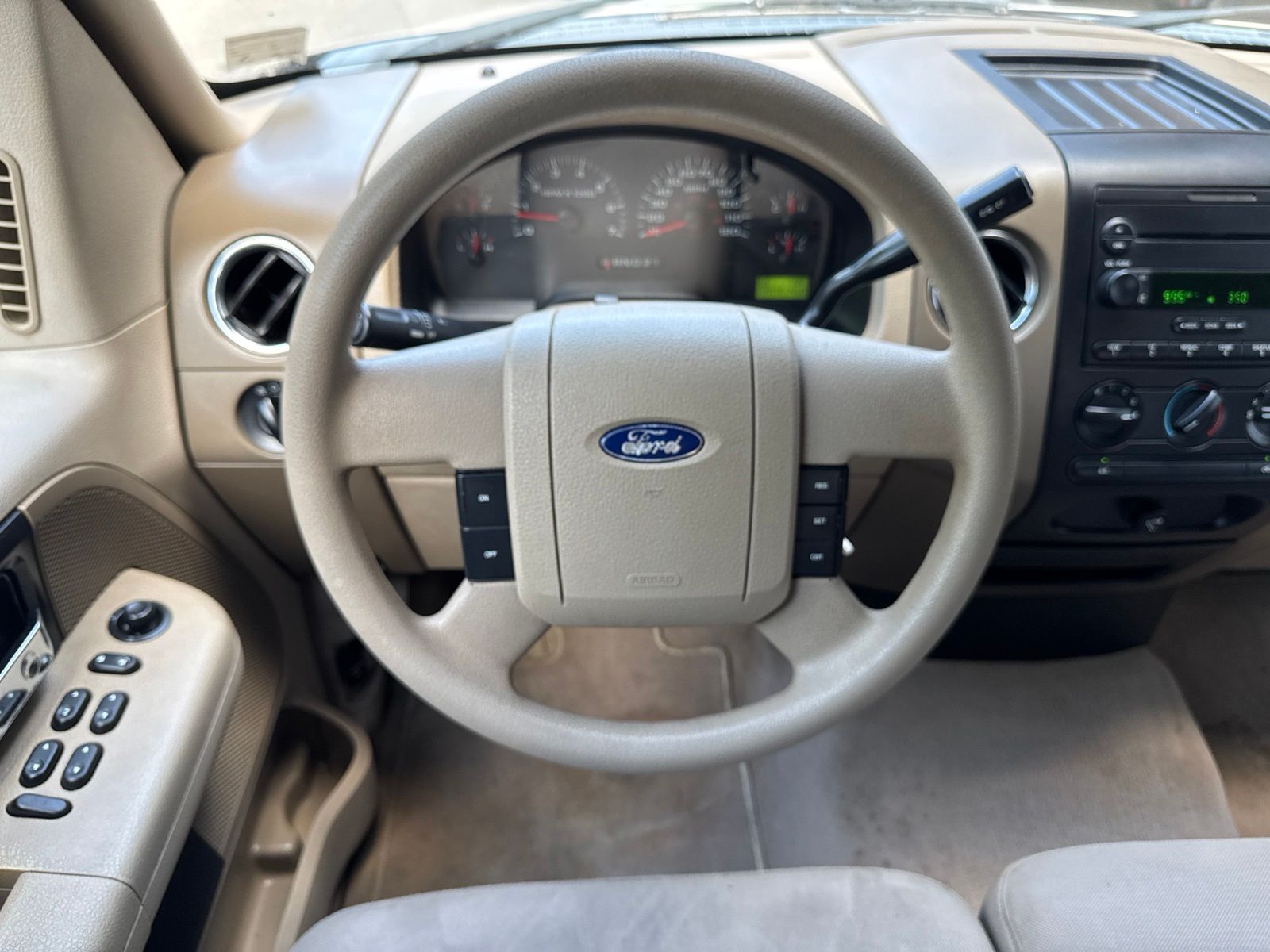 Used 2004 Beige Ford FX4 image 16