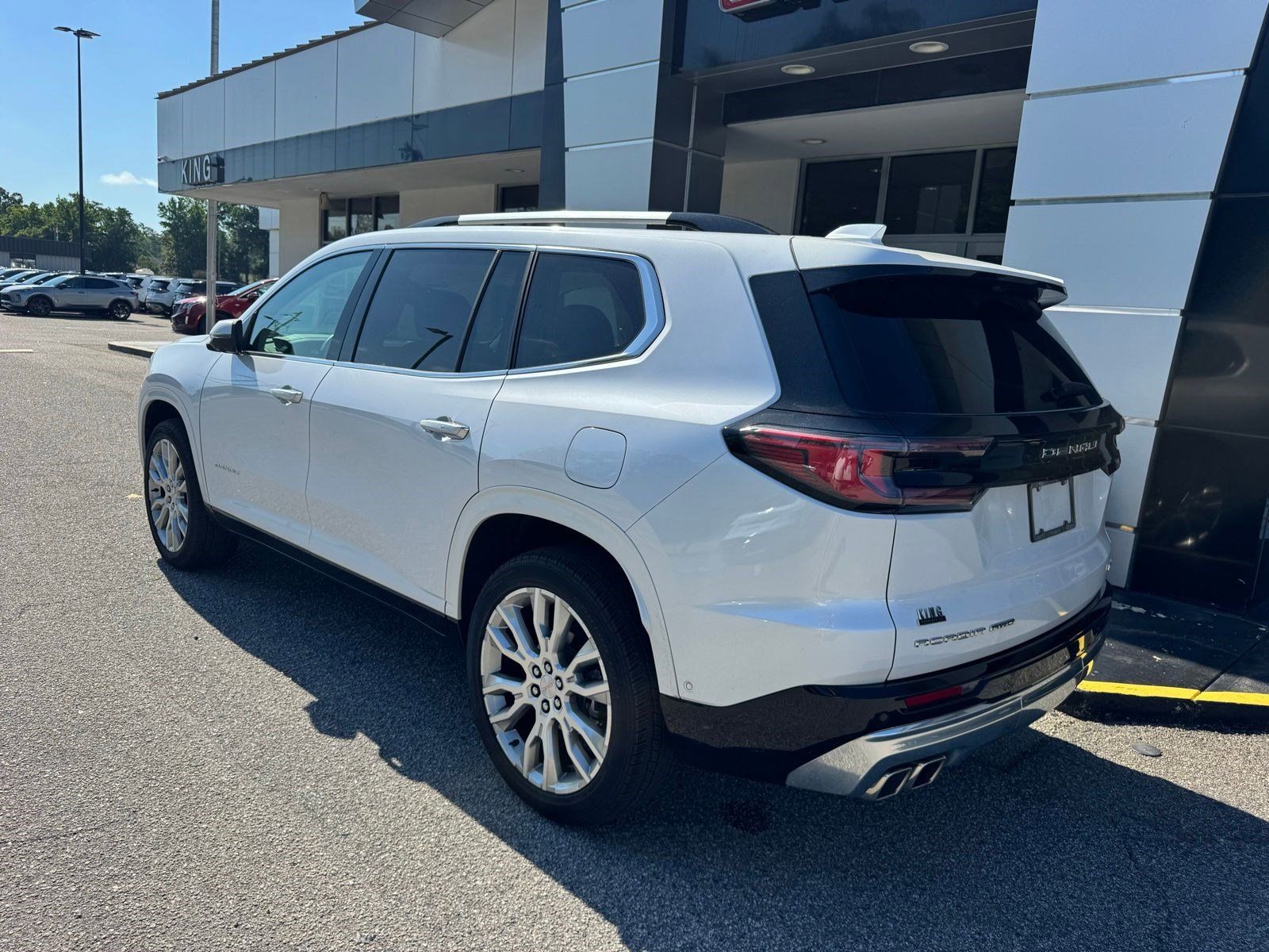 View vehicle photo 3