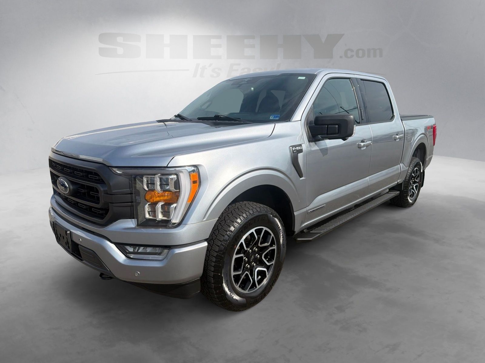Certified Used 2023 Iconic Silver Metallic Ford XLT image 15