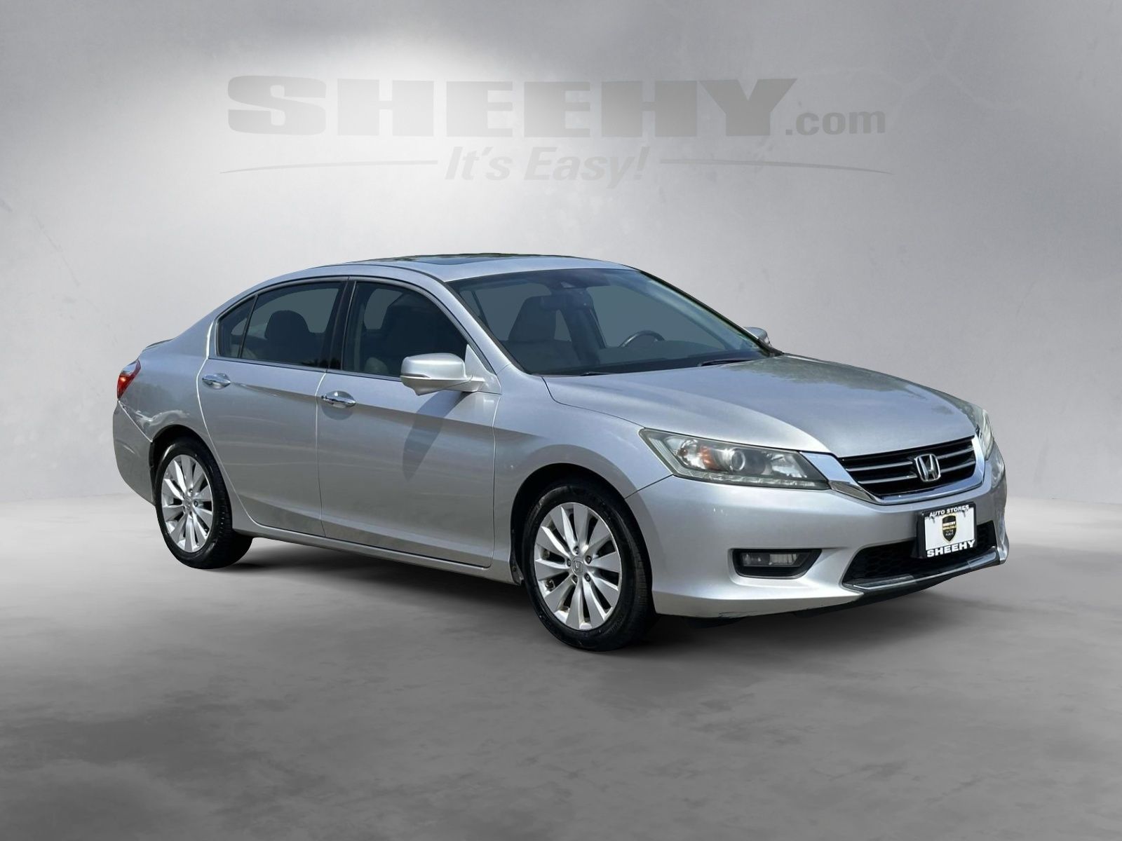 Used 2014 Gray Honda EX-L image 2