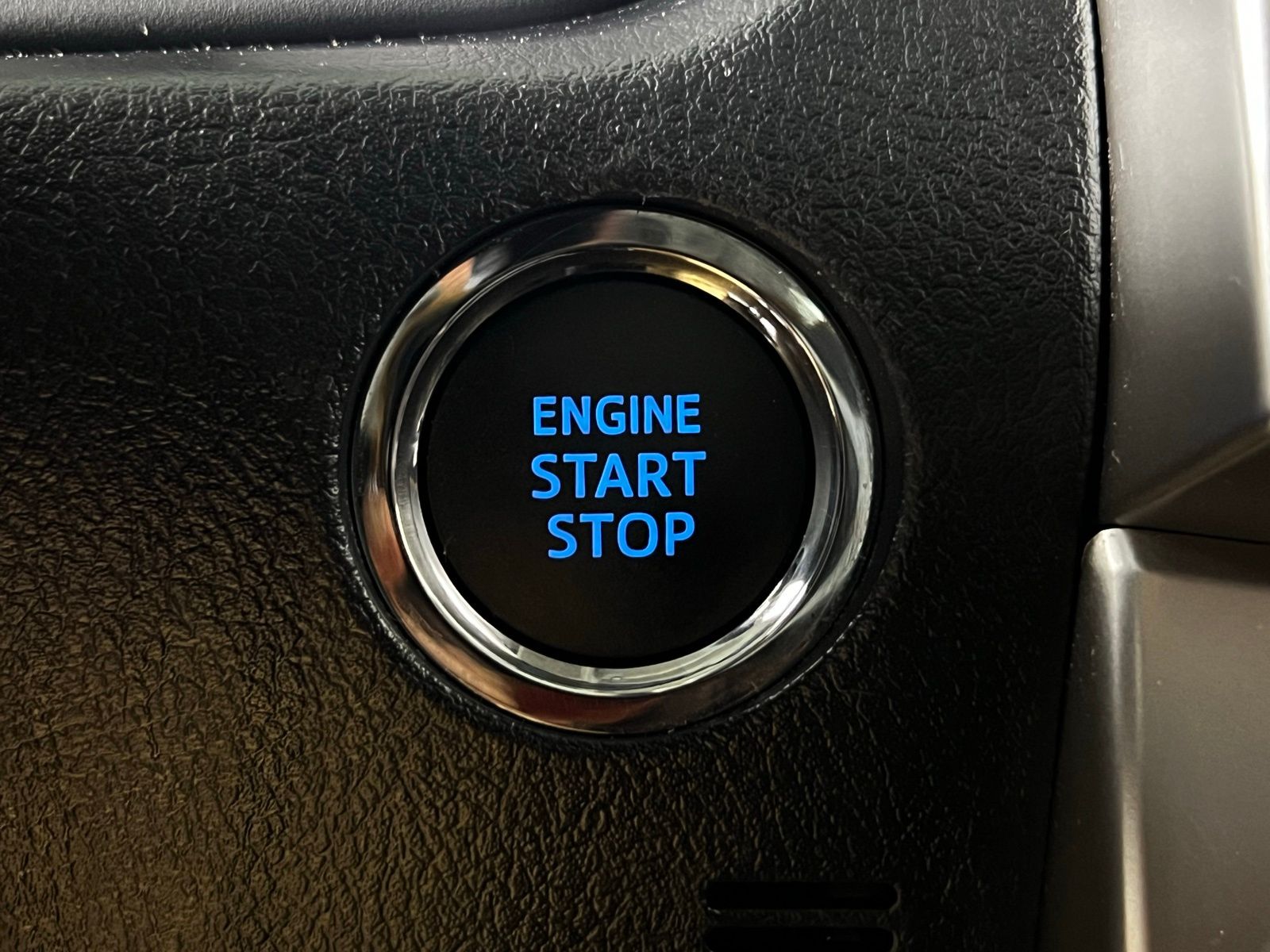 2023 Toyota 4Runner Limited 24