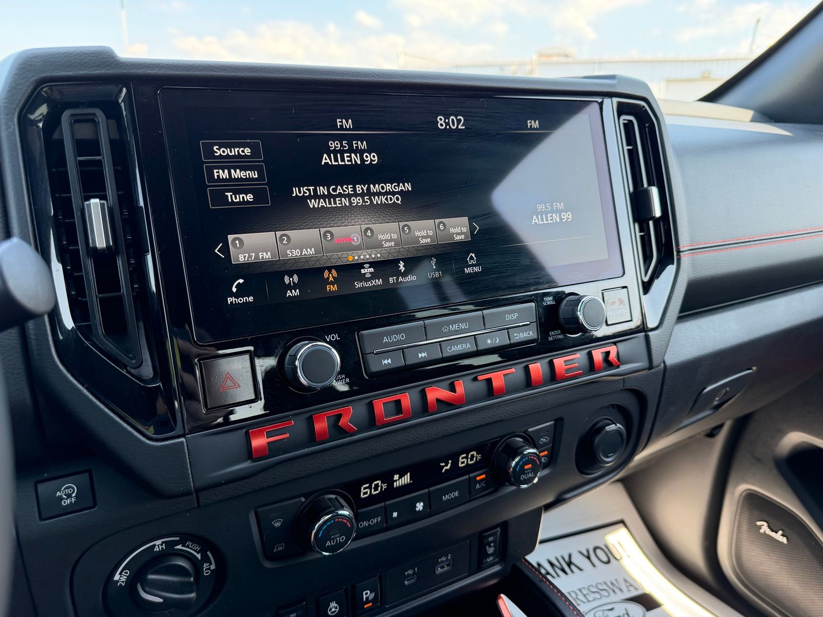 2025 Nissan Frontier image 16