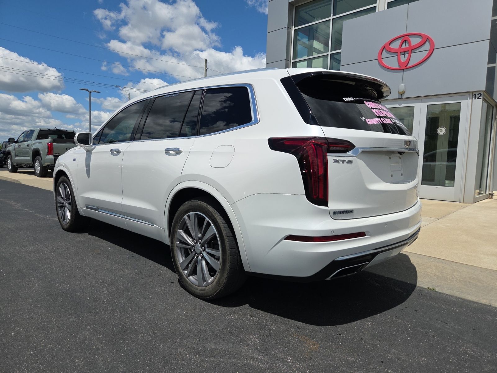 used 2020 Cadillac XT6 car, priced at $20,342