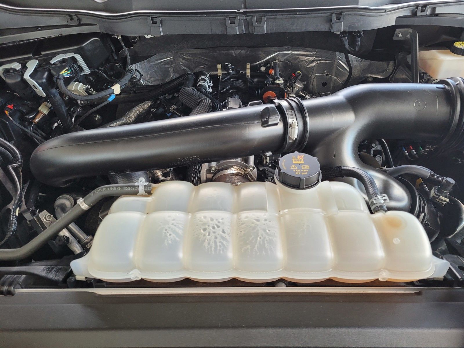 Used 2024 Black Ford XLT image 28