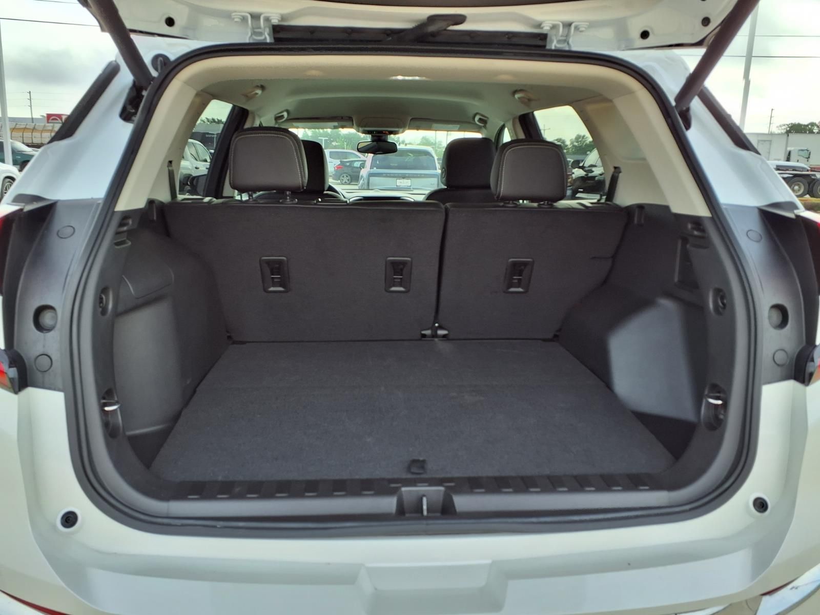 2024 GMC Terrain Denali - 7