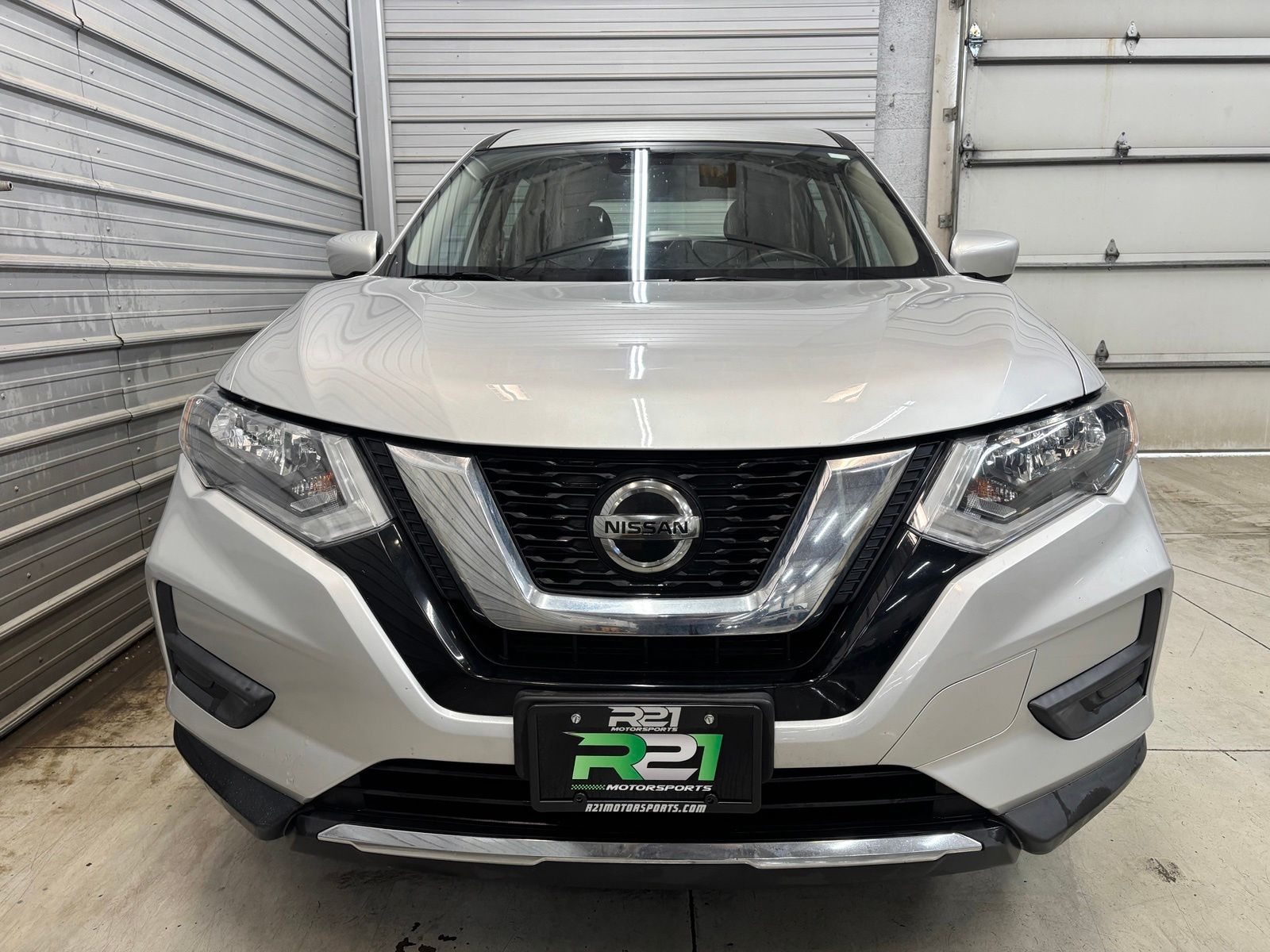 2019 Nissan Rogue S - Image 2