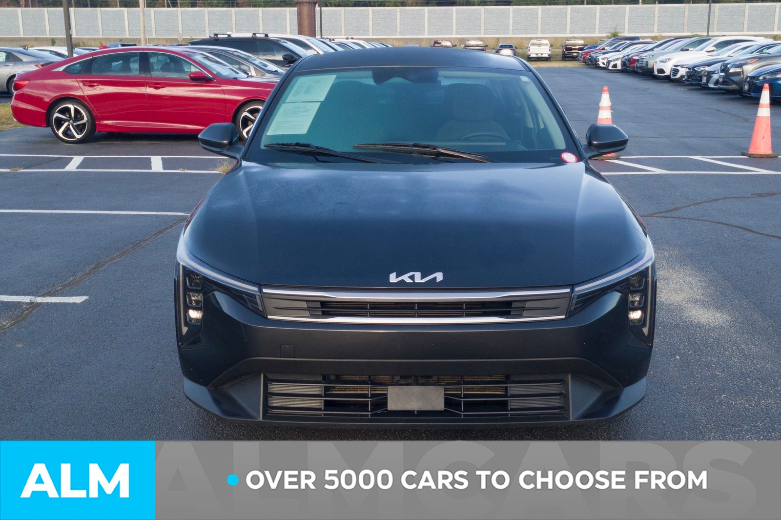 2025 Kia K4 LX photo 2