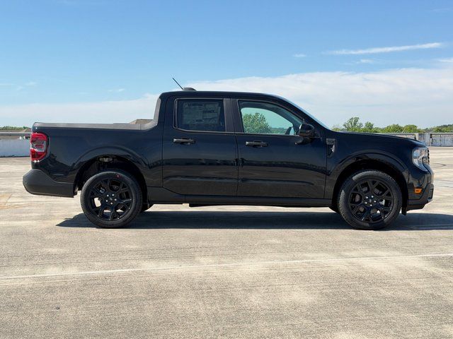 New 2025 Shadow Black Ford XLT image 3