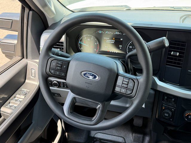 New 2026 Oxford White Ford XL image 17