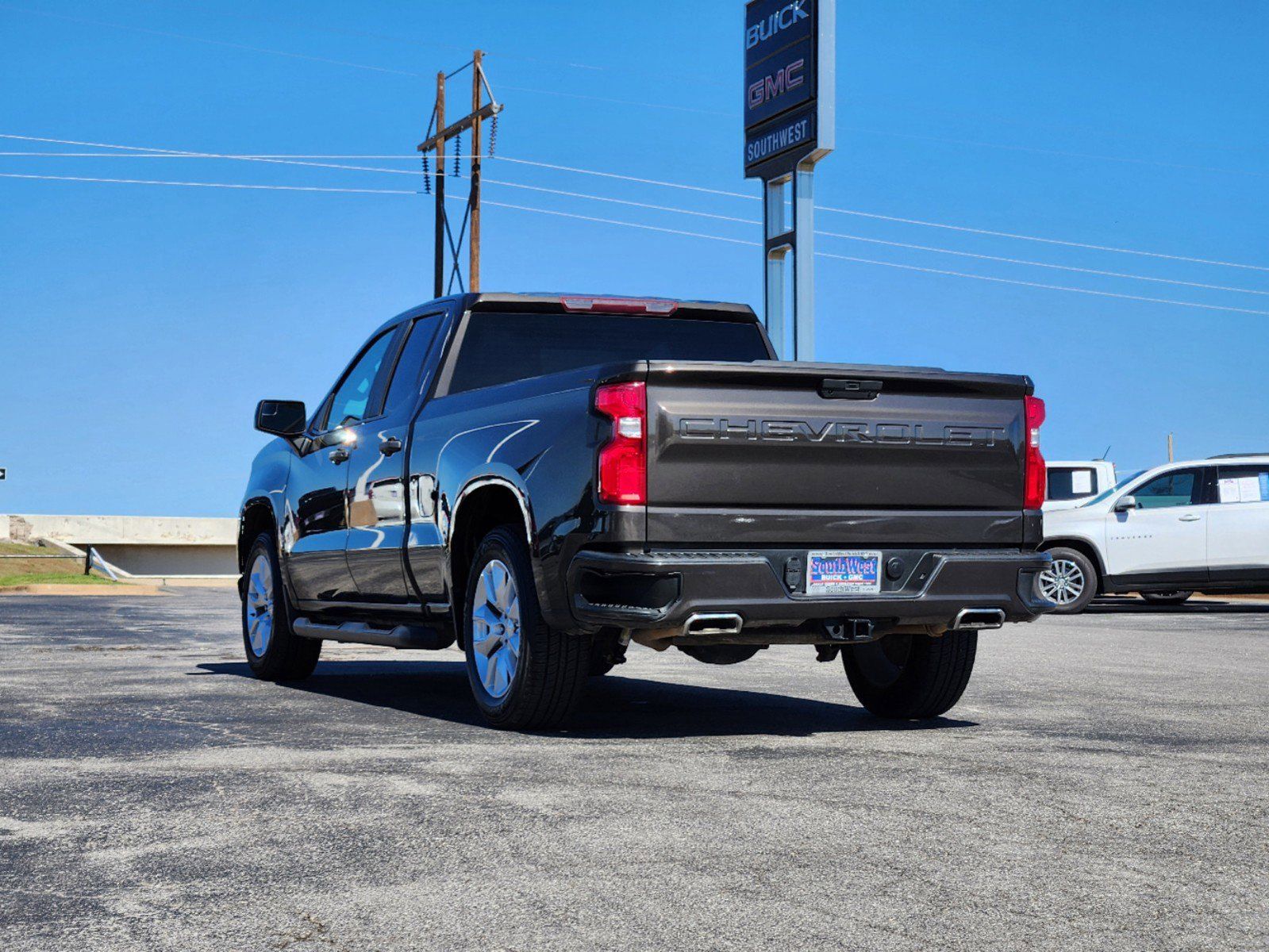 2021 Chevrolet Silverado 1500 Custom 4