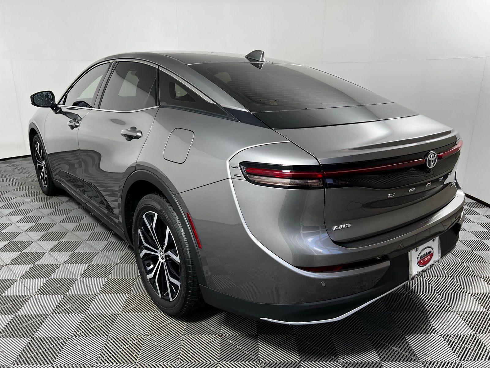 Thumbnail: 2023 Toyota Crown - 7