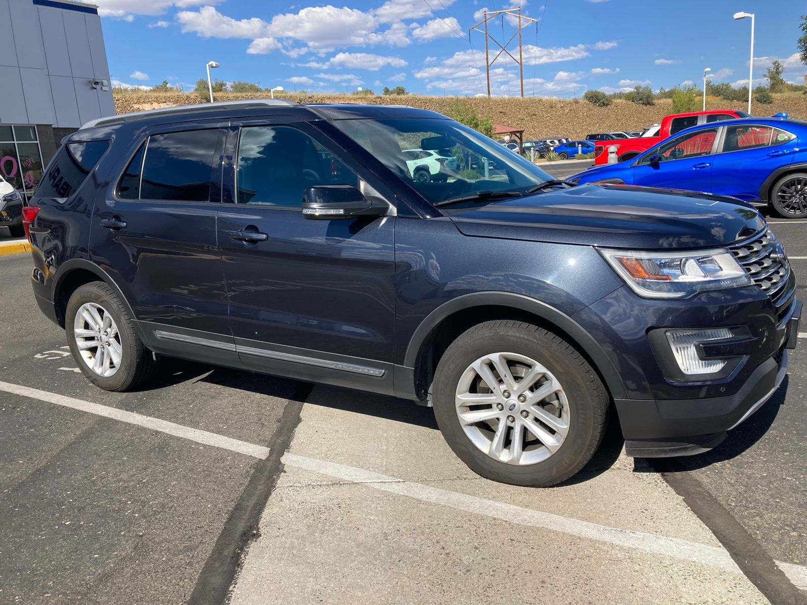 2017 Ford Explorer XLT 3