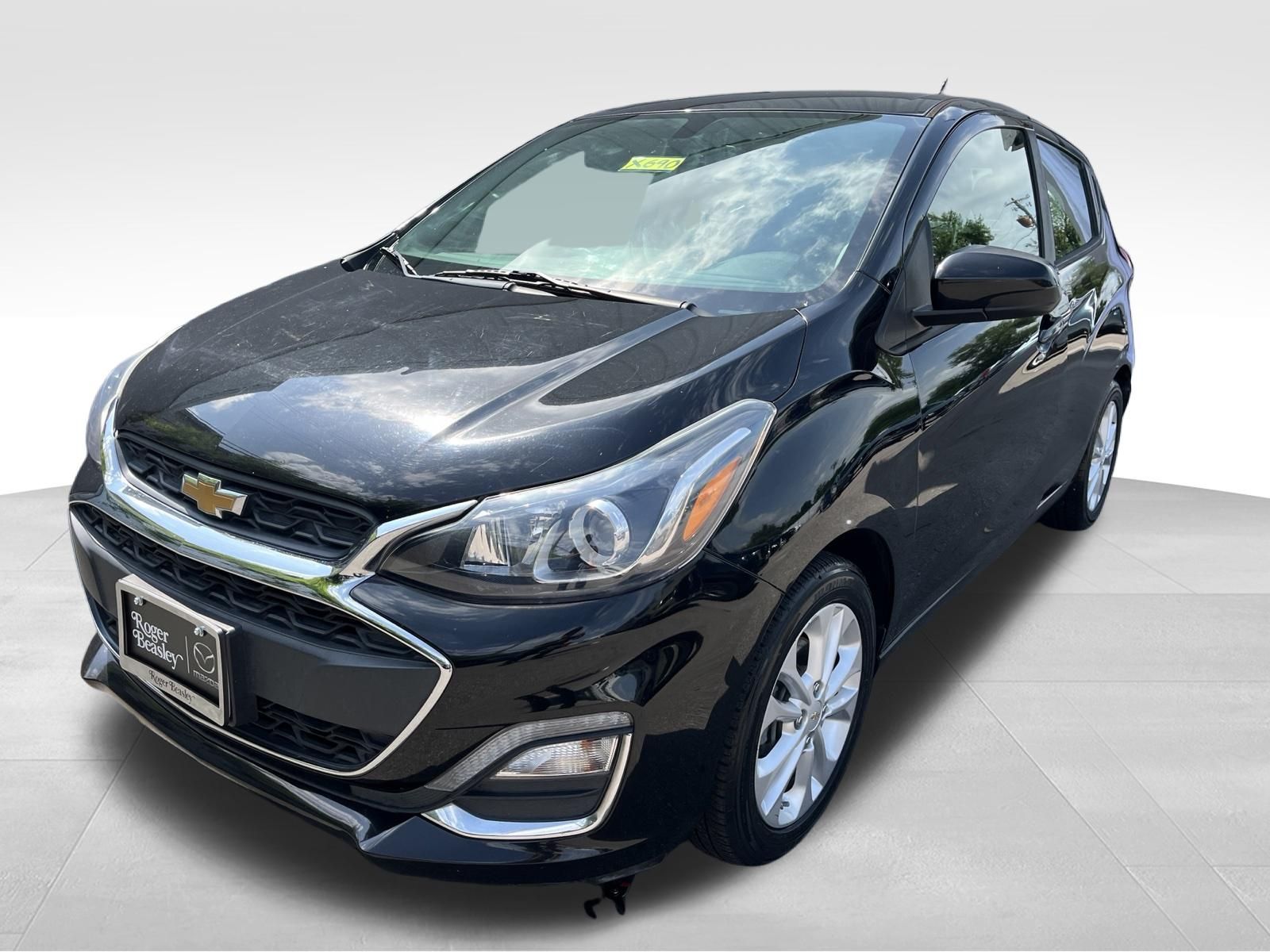 Mosaic Black Metallic 2020 Chevrolet Spark Hatchback Front-Wheel Drive Continuously Variable Transmission