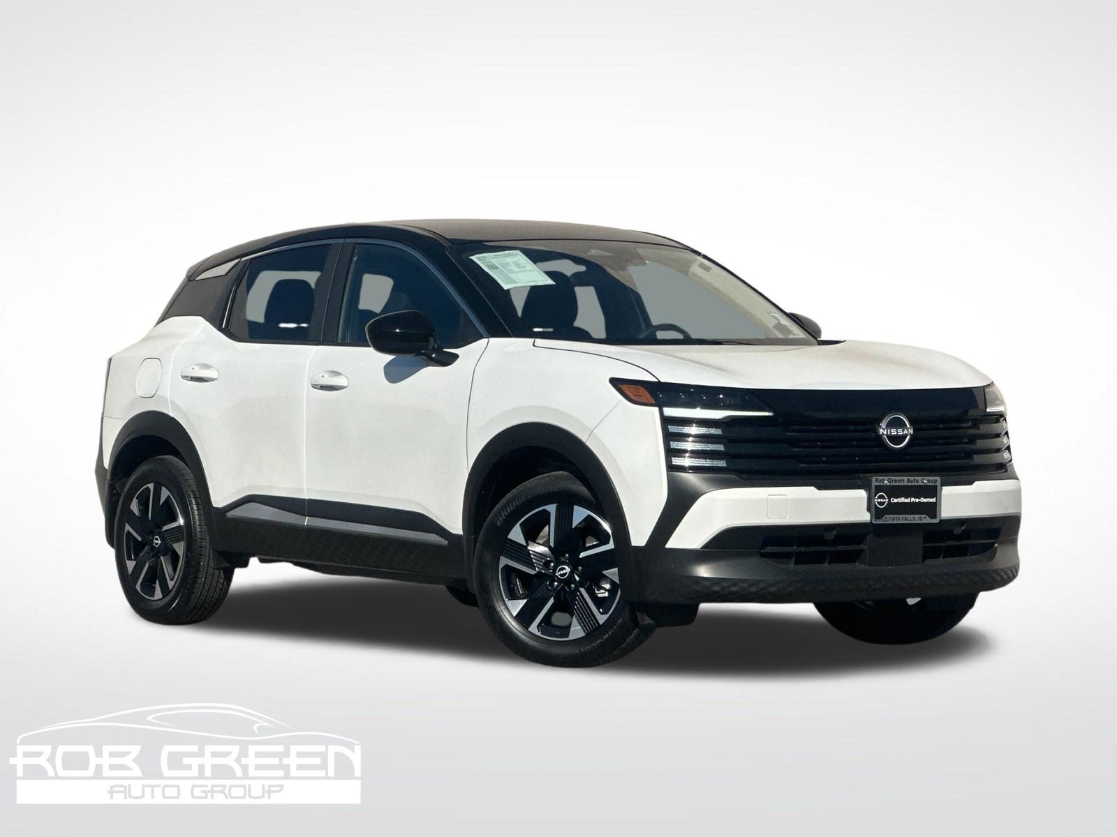 Aspen White/Super Black 2025 Nissan Kicks SUV / Crossover All-Wheel Drive Continuously Variable Transmission