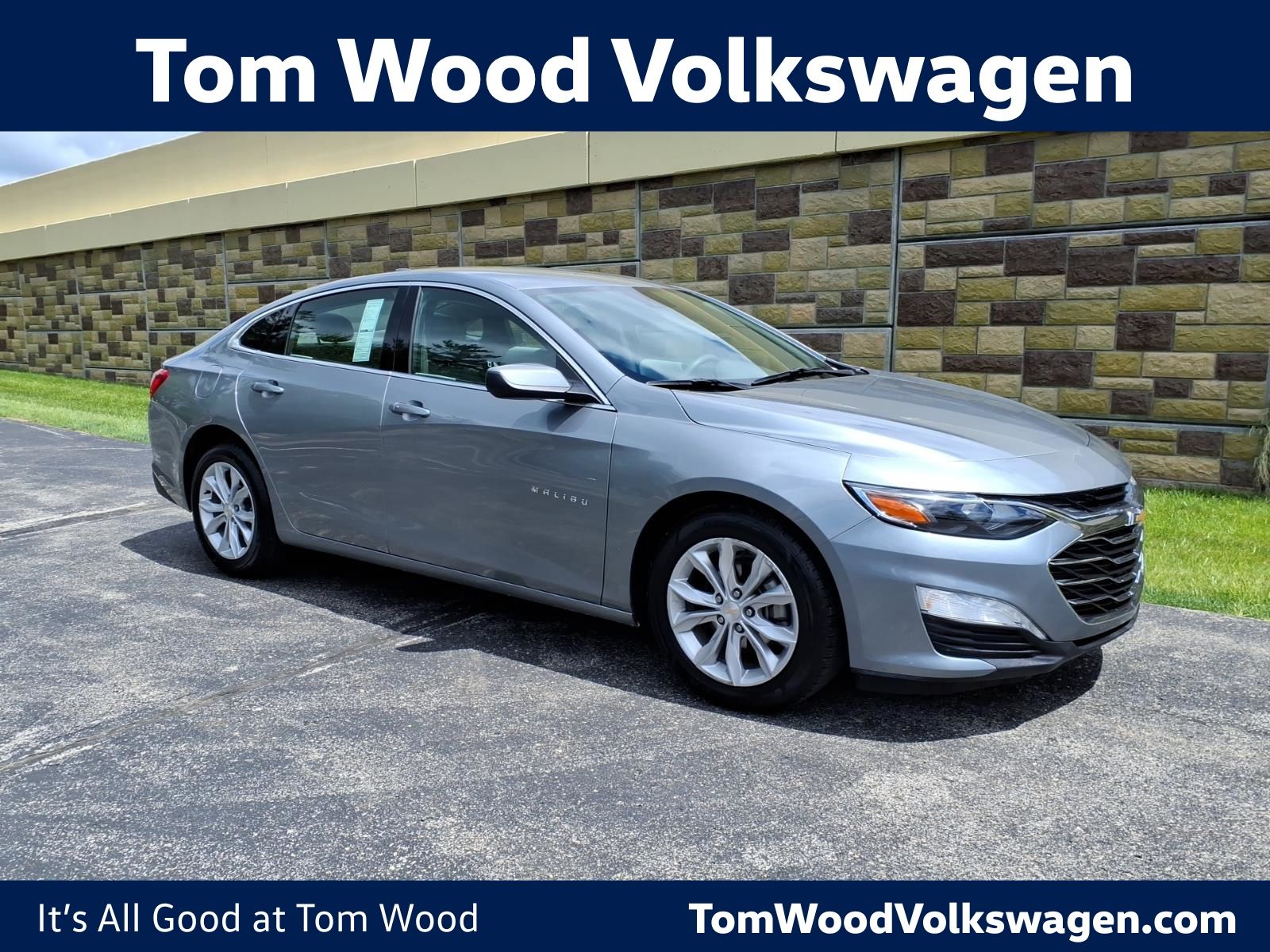 Sterling Gray Metallic 2025 Chevrolet Malibu LT with 1LT FWD Sedan Front-Wheel Drive Continuously Variable Transmission