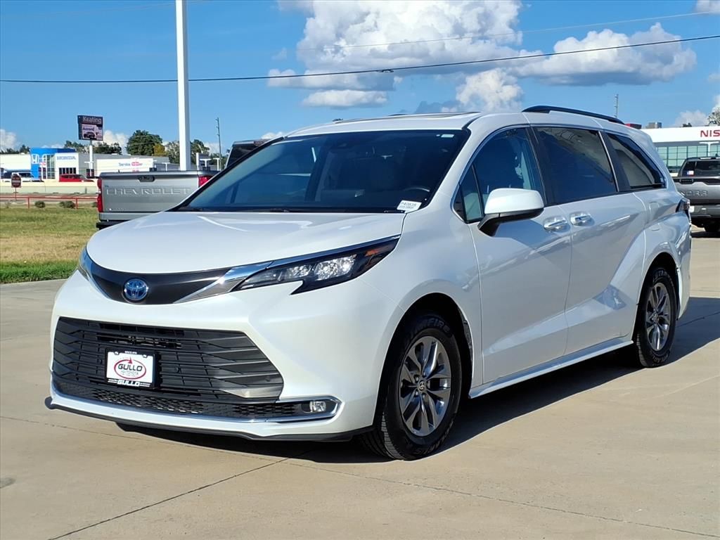 2024 Toyota Sienna XLE  at Classic Toyota Galveston