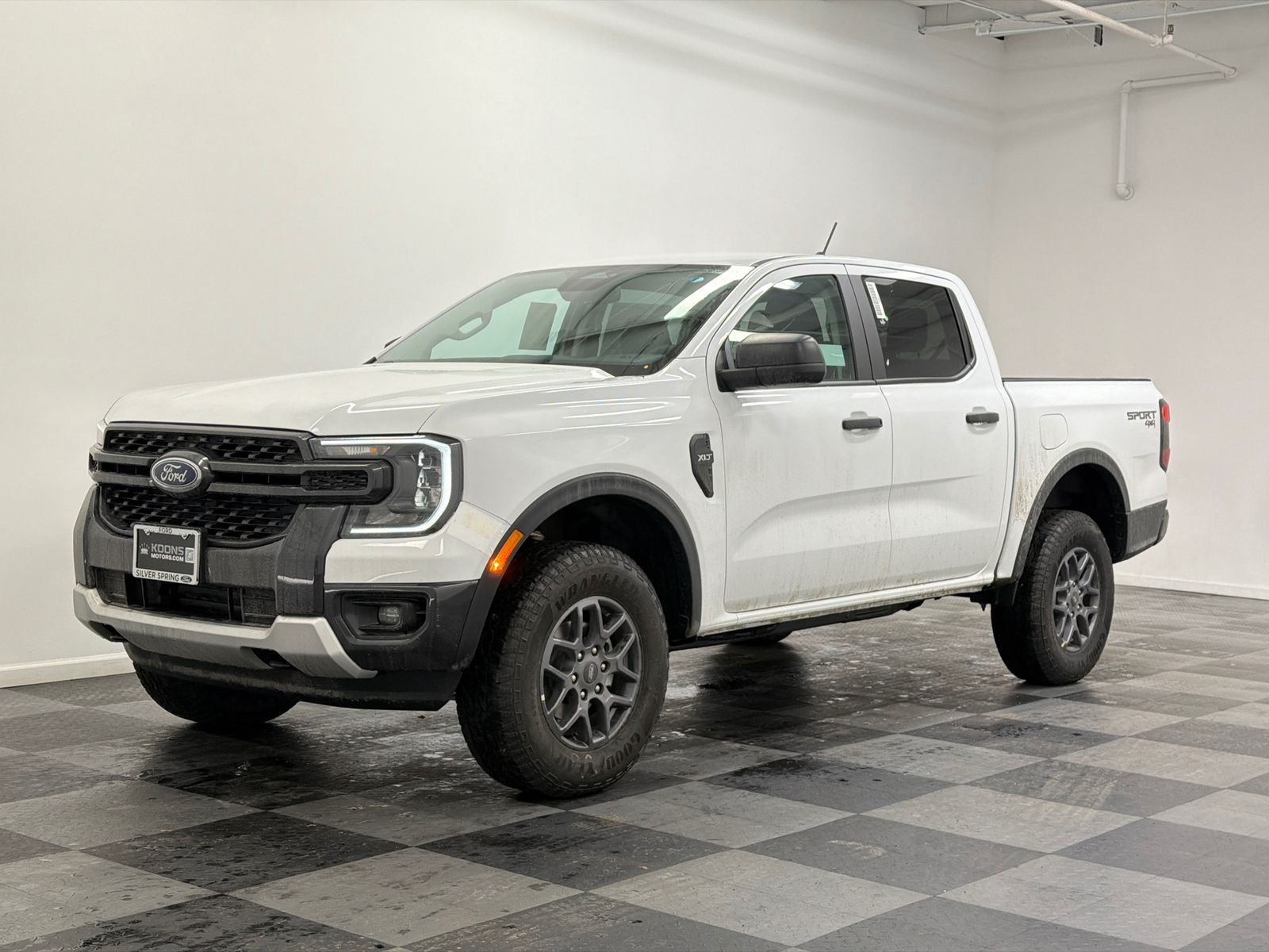 Oxford White 2026 Ford Ranger XLT SuperCrew 4WD Pickup Truck Four-Wheel Drive Automatic