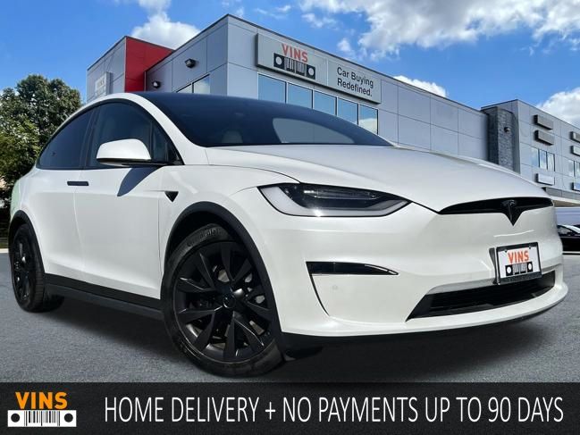 2022 Tesla Model X Long Range's photo