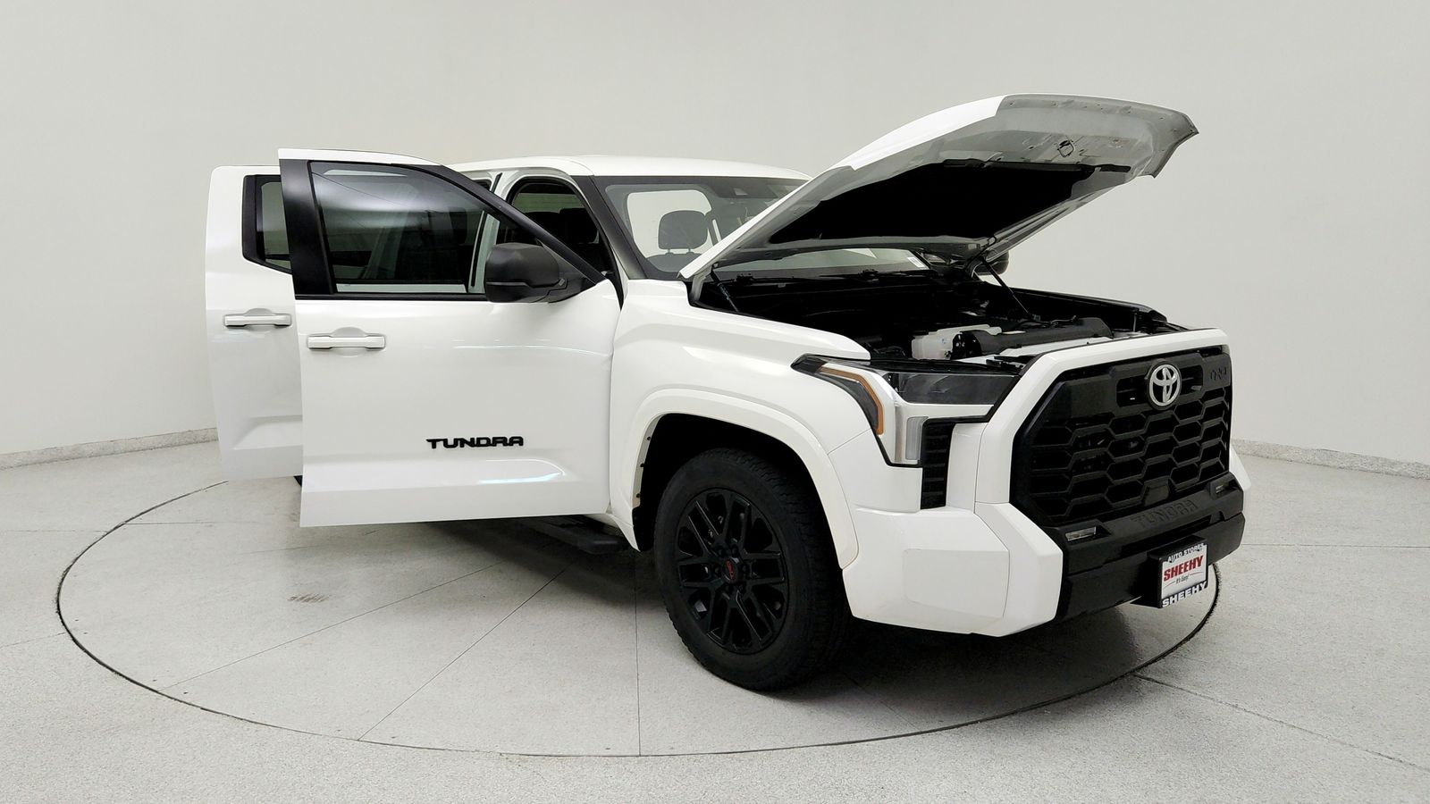 Used 2024 White Toyota SR5 image 11