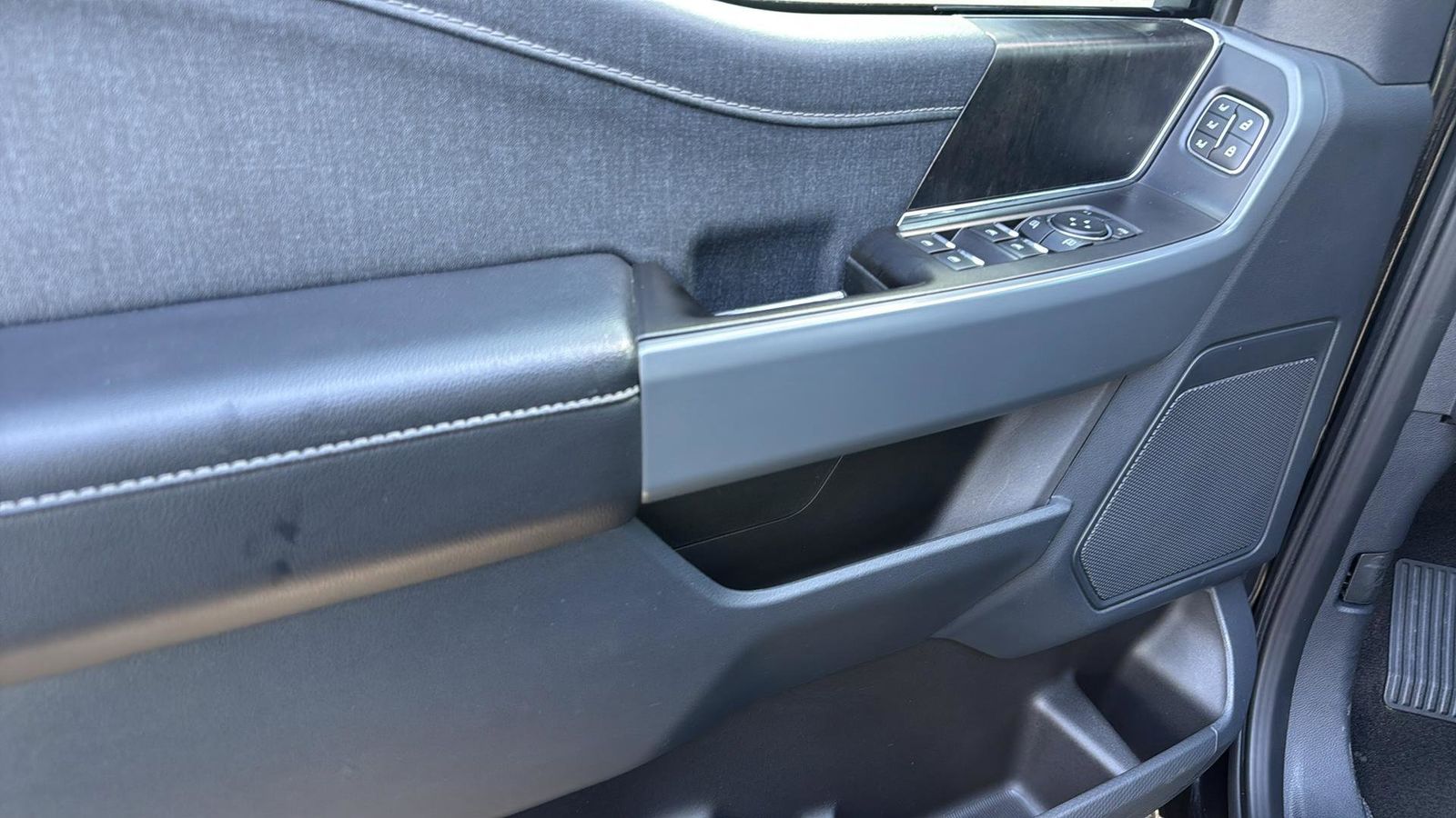 Used Car 2022 Ford F-150  Lariat For Sale Under $50,000 In Austin, Texas