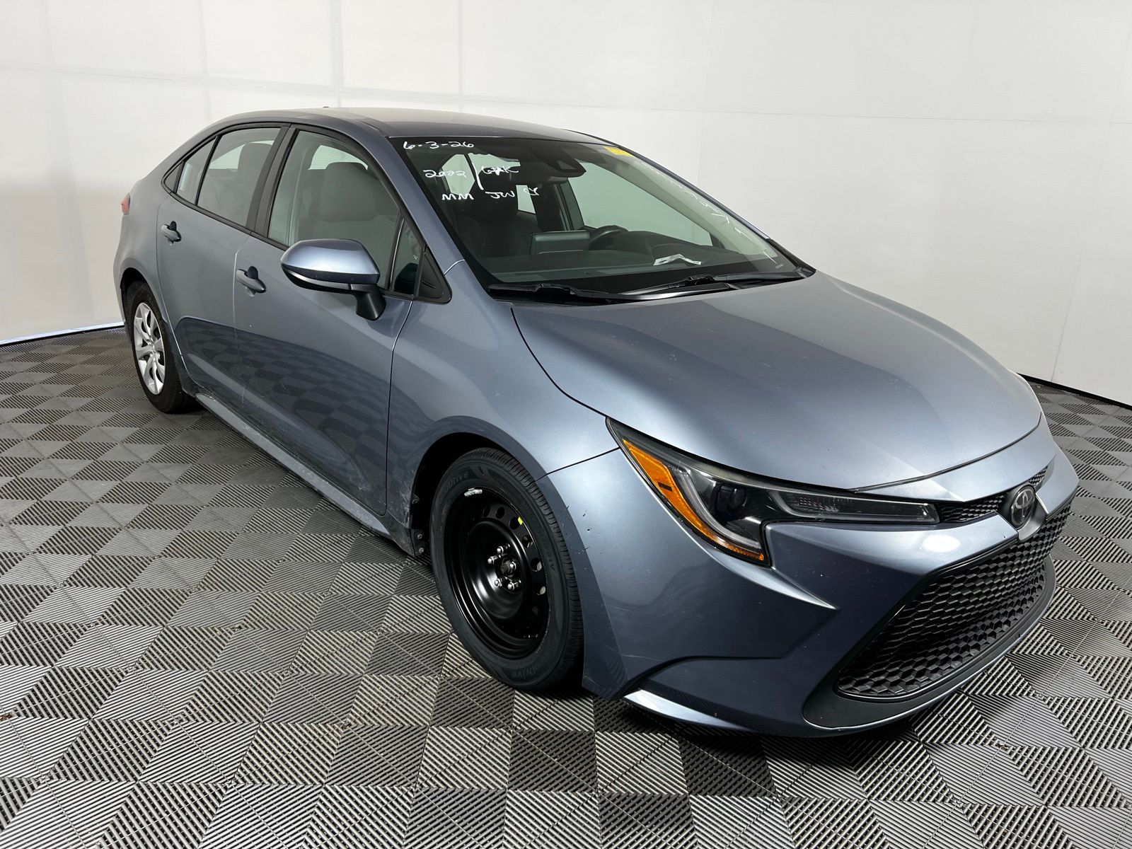 Thumbnail: 2022 Toyota Corolla - 3