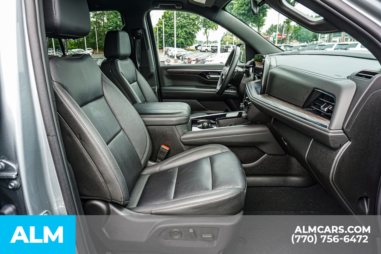Used 2025 Gray Chevrolet LT image 24