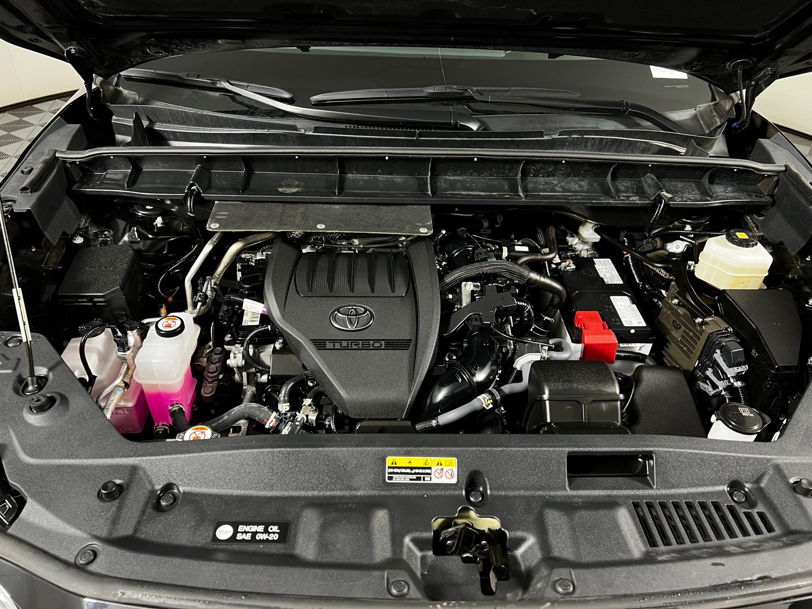 2024 Toyota Highlander XLE 9