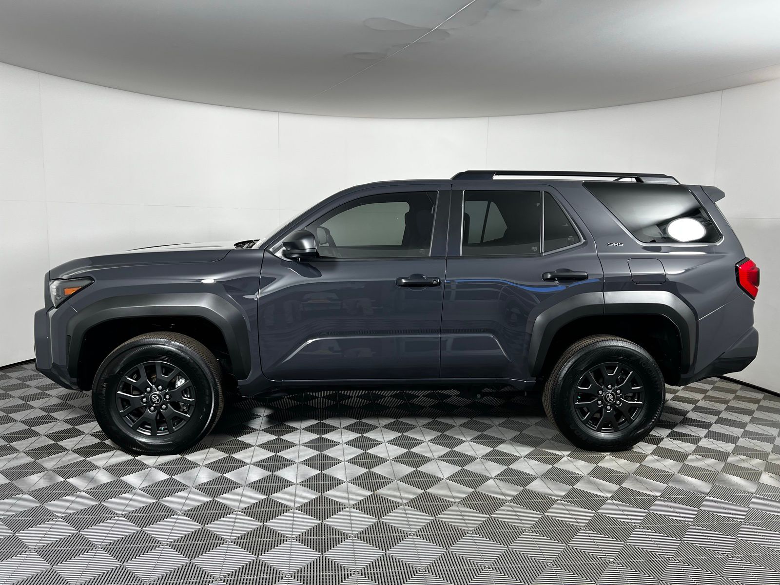Thumbnail: 2025 Toyota 4Runner - 8