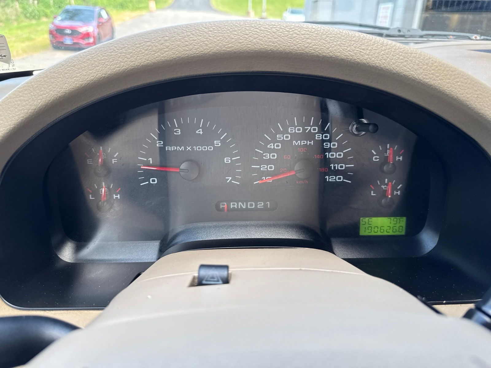 Used 2004 Beige Ford FX4 image 4