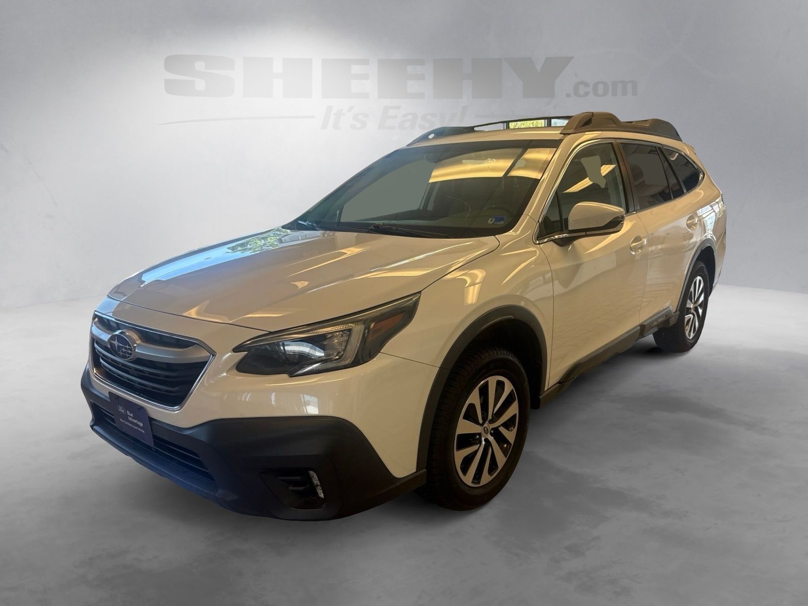 Used 2022 Crystal White Pearl Subaru Premium image 13