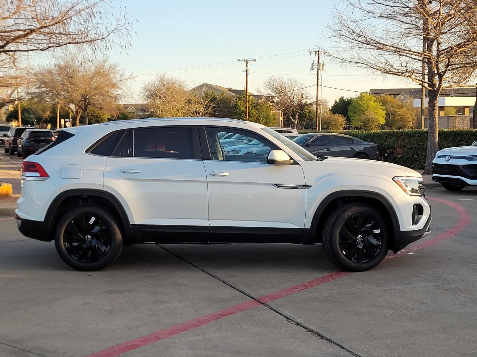 new 2026 Volkswagen Atlas Cross Sport car, priced at $40,284