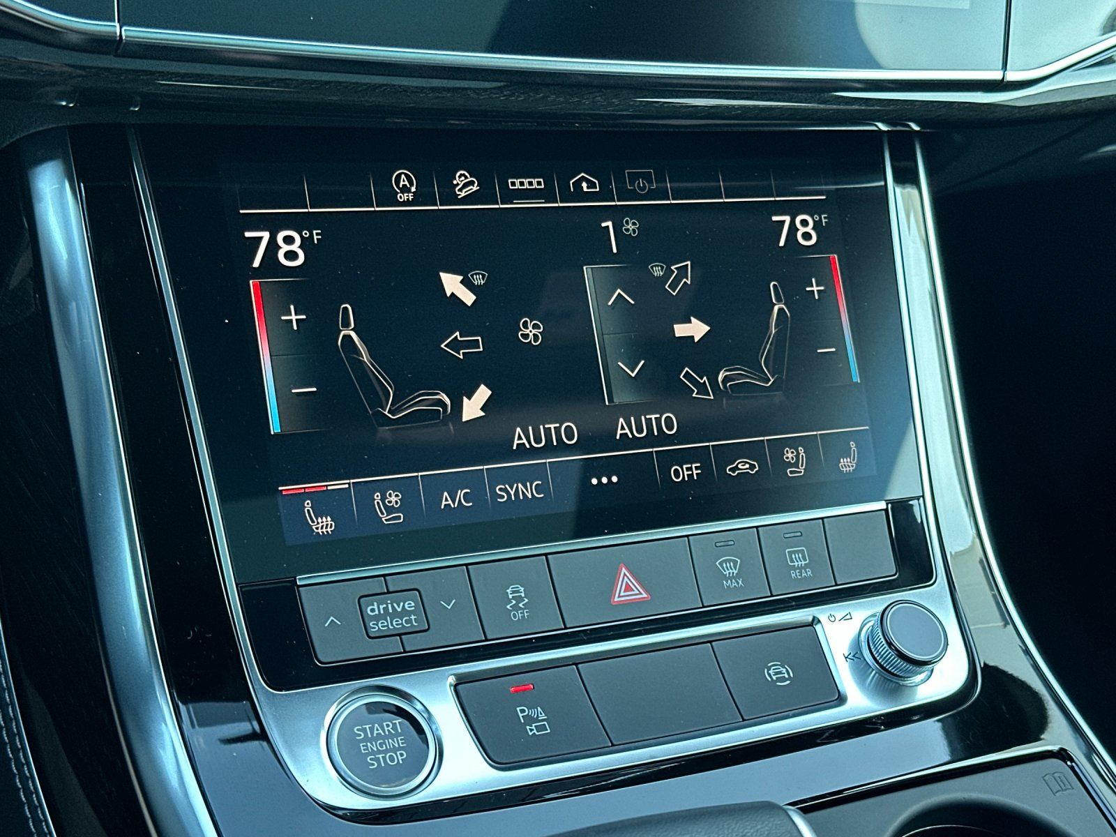 used 2025 Audi Q7 car, priced at $53,998