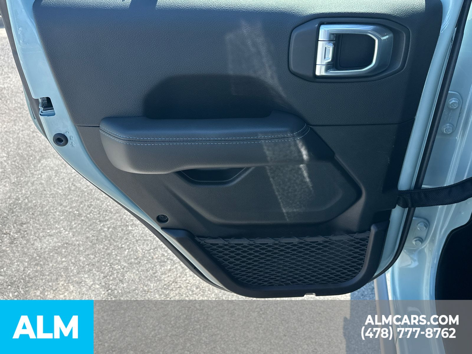 Used 2023 Gray Jeep Rubicon 4xe image 24