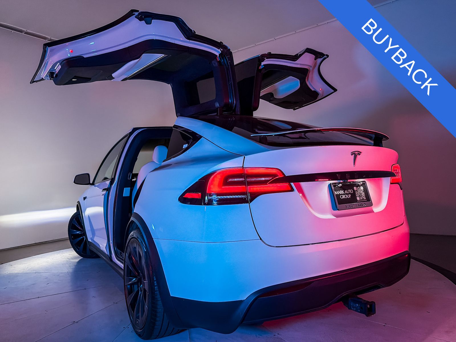 2022 Tesla Model X Base