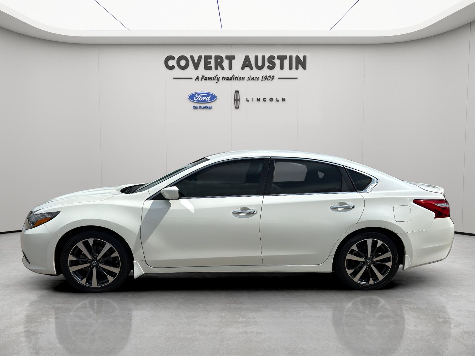 Used Car 2016 Nissan Altima  2.5 Sr For Sale Under $12,000 In Austin, Texas