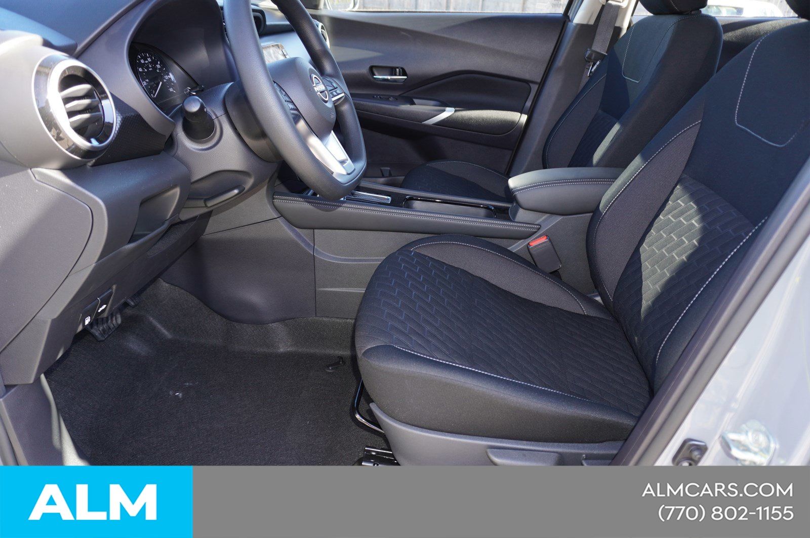 Used 2024 Gray Nissan SV image 25