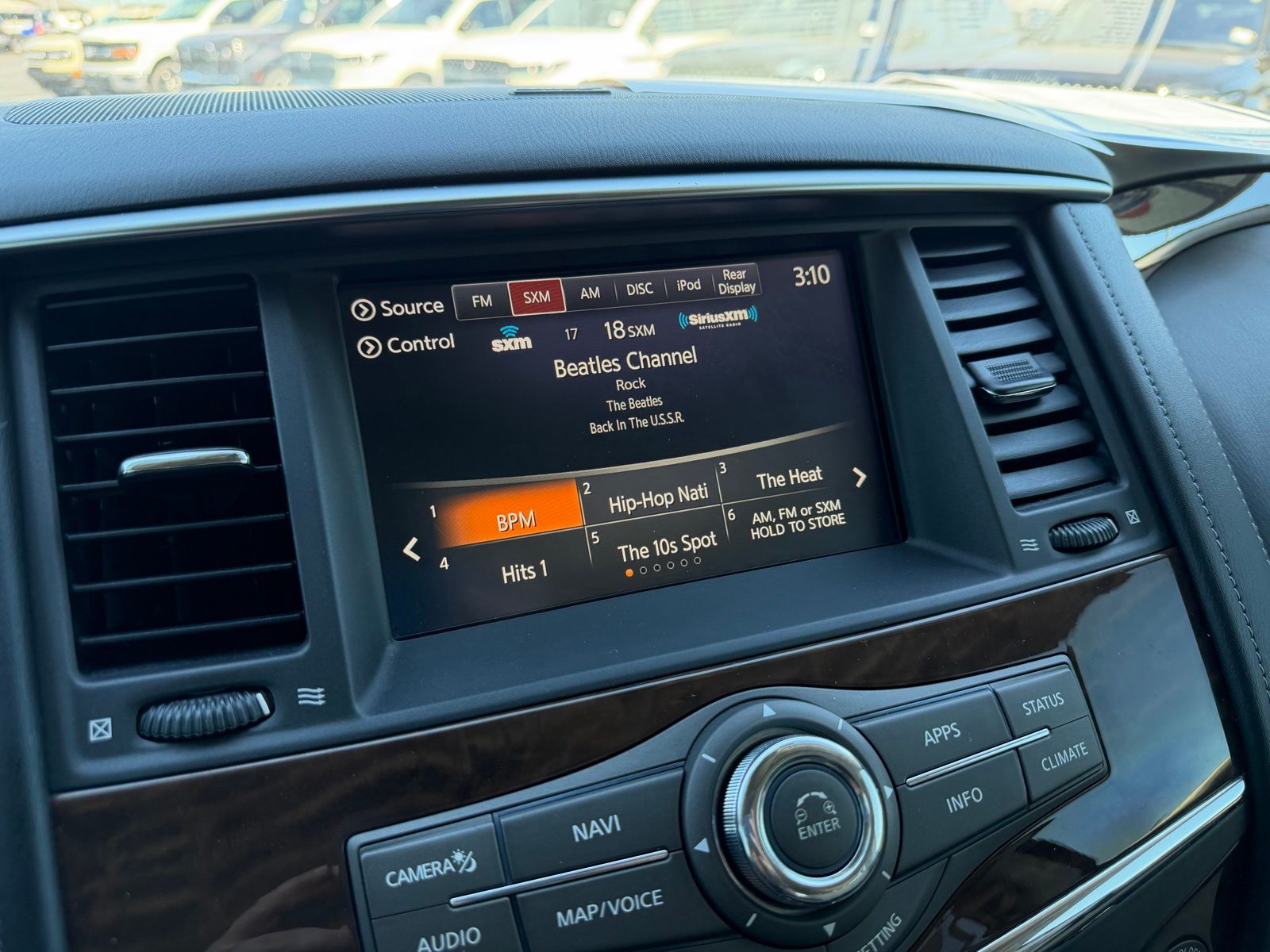 2020 Nissan Armada image 21