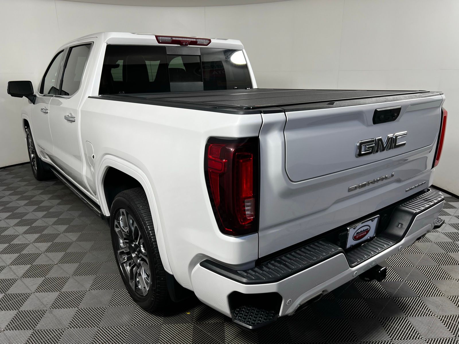 2024 GMC Sierra 1500 Denali Ultimate 7