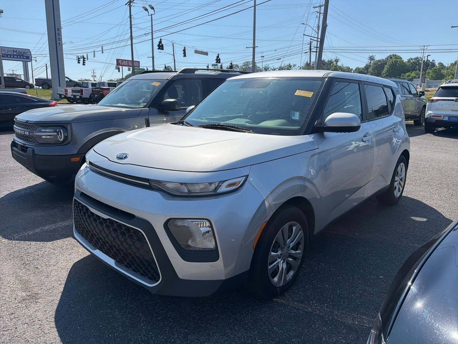 Sparkling Silver 2021 Kia Soul LX FWD SUV / Crossover Front-Wheel Drive Continuously Variable Transmission