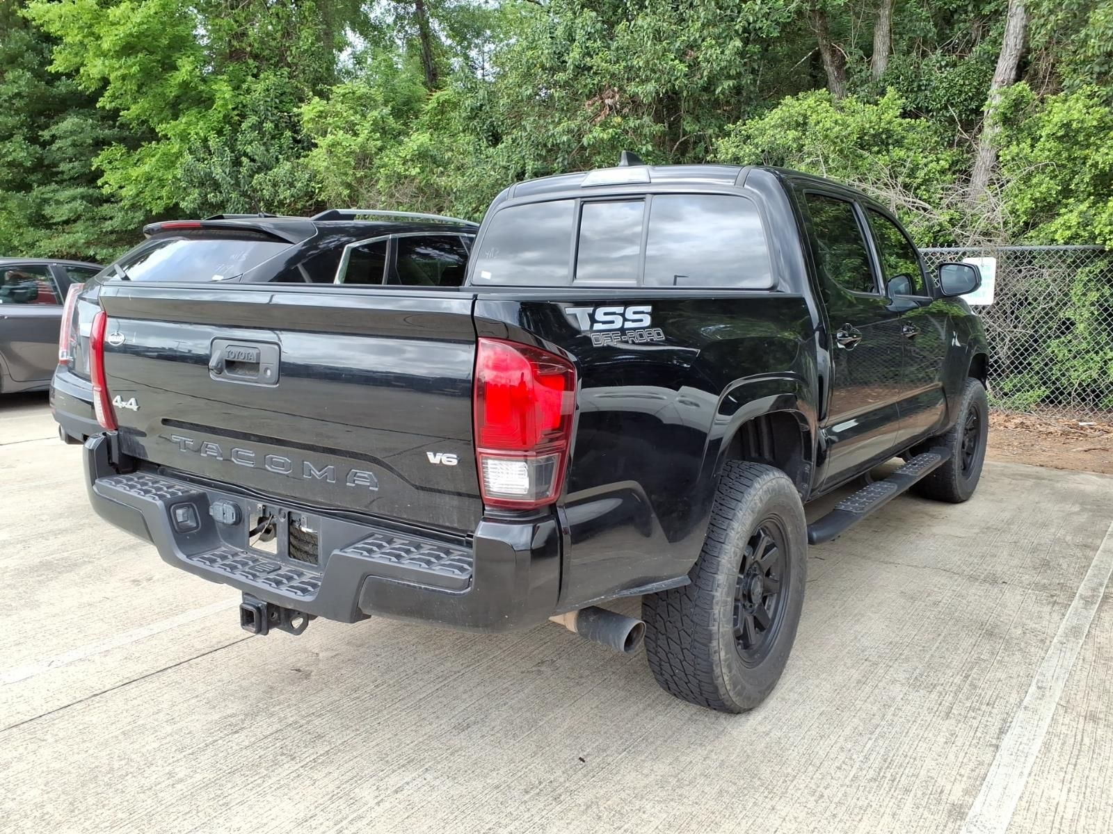 2023 Toyota Tacoma SR - 6