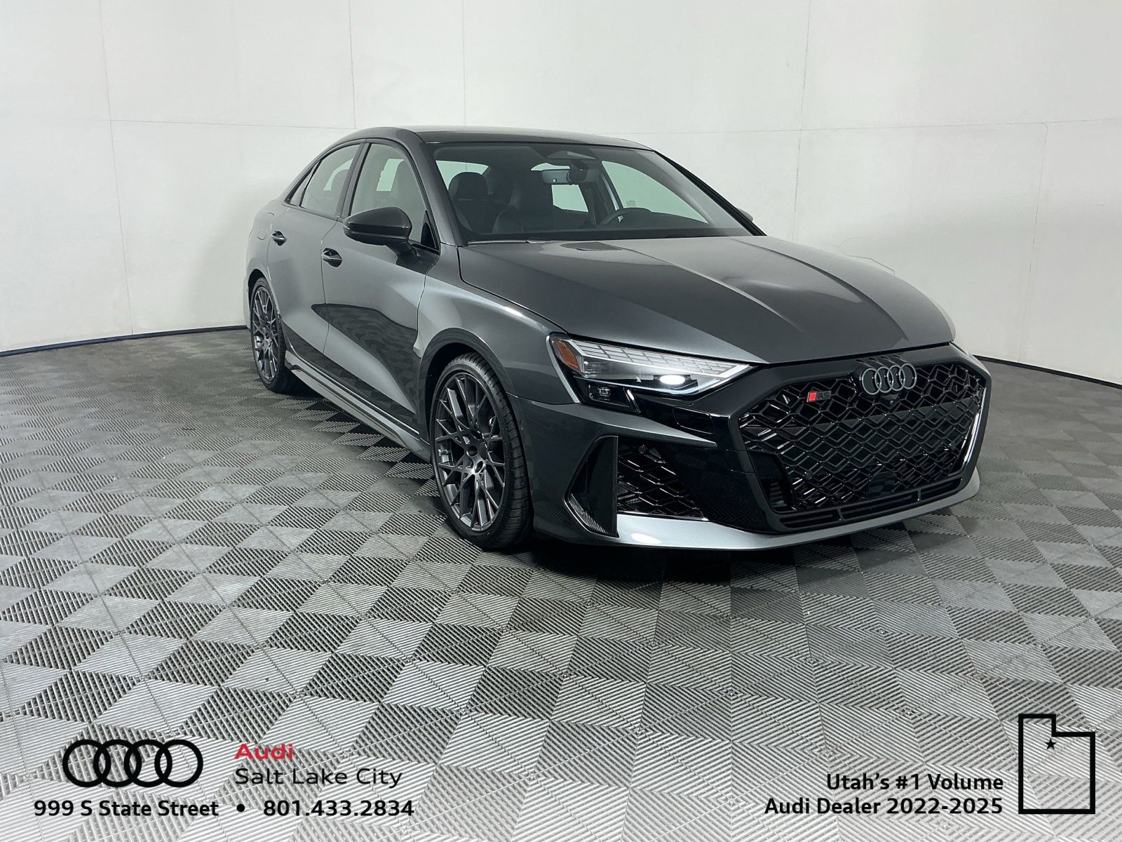 Daytona Gray Pearl Effect 2026 Audi RS 3 Sedan All-Wheel Drive 7-Speed Automatic