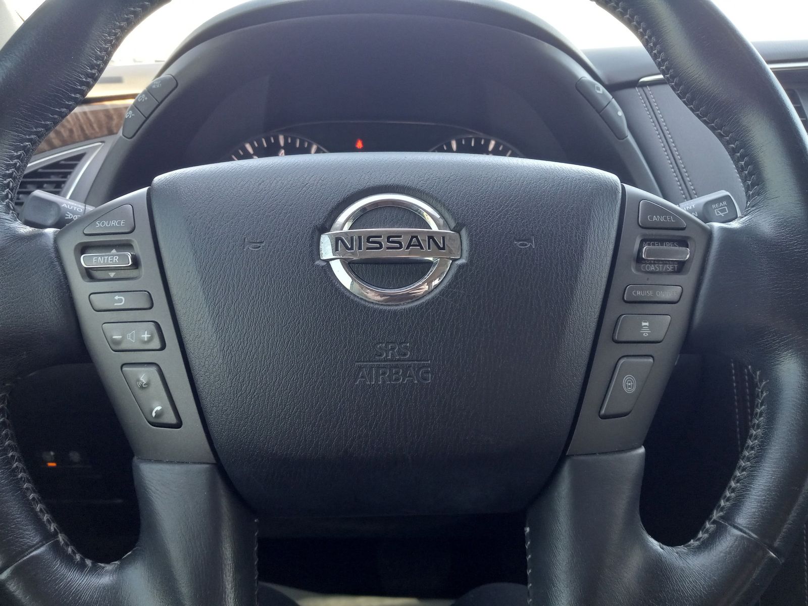2020 Nissan Armada image 21