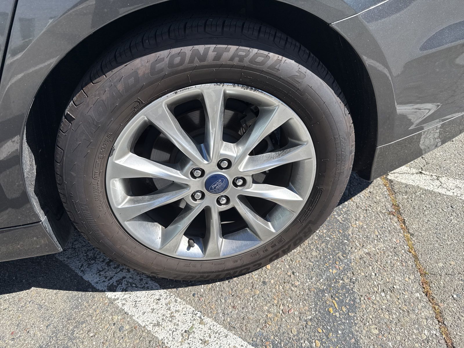 Used 2017 Gray Ford SE image 17