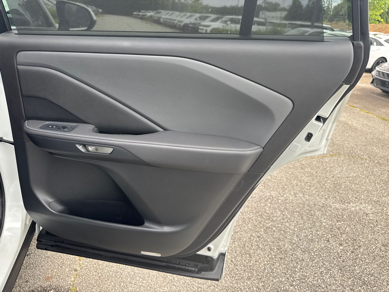 Used 2024 Pearl Lexus 350 image 16
