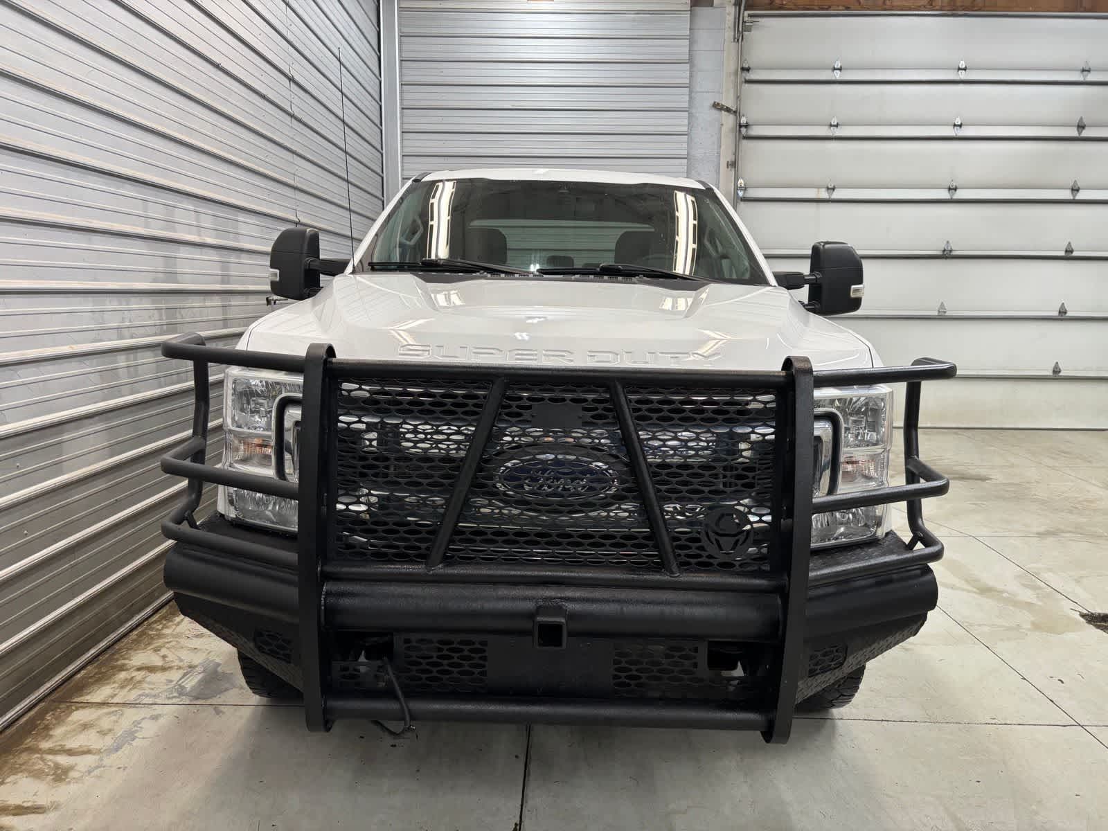 2021 Ford F-250 Super Duty XLT - Image 2