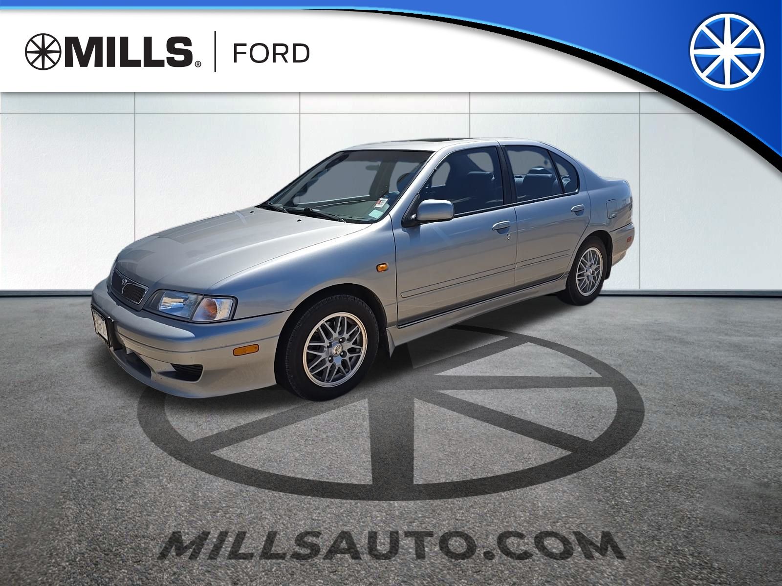 Silver 2000 INFINITI G20 FWD Sedan Front-Wheel Drive 4-Speed Automatic