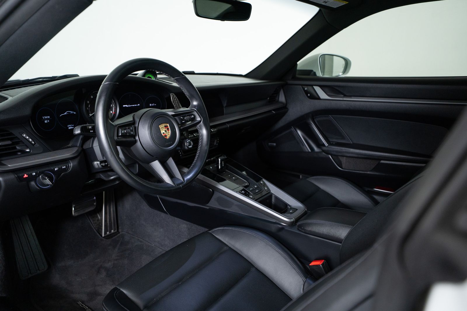 2023 Porsche 911 Carrera S — full photo 17 of 40