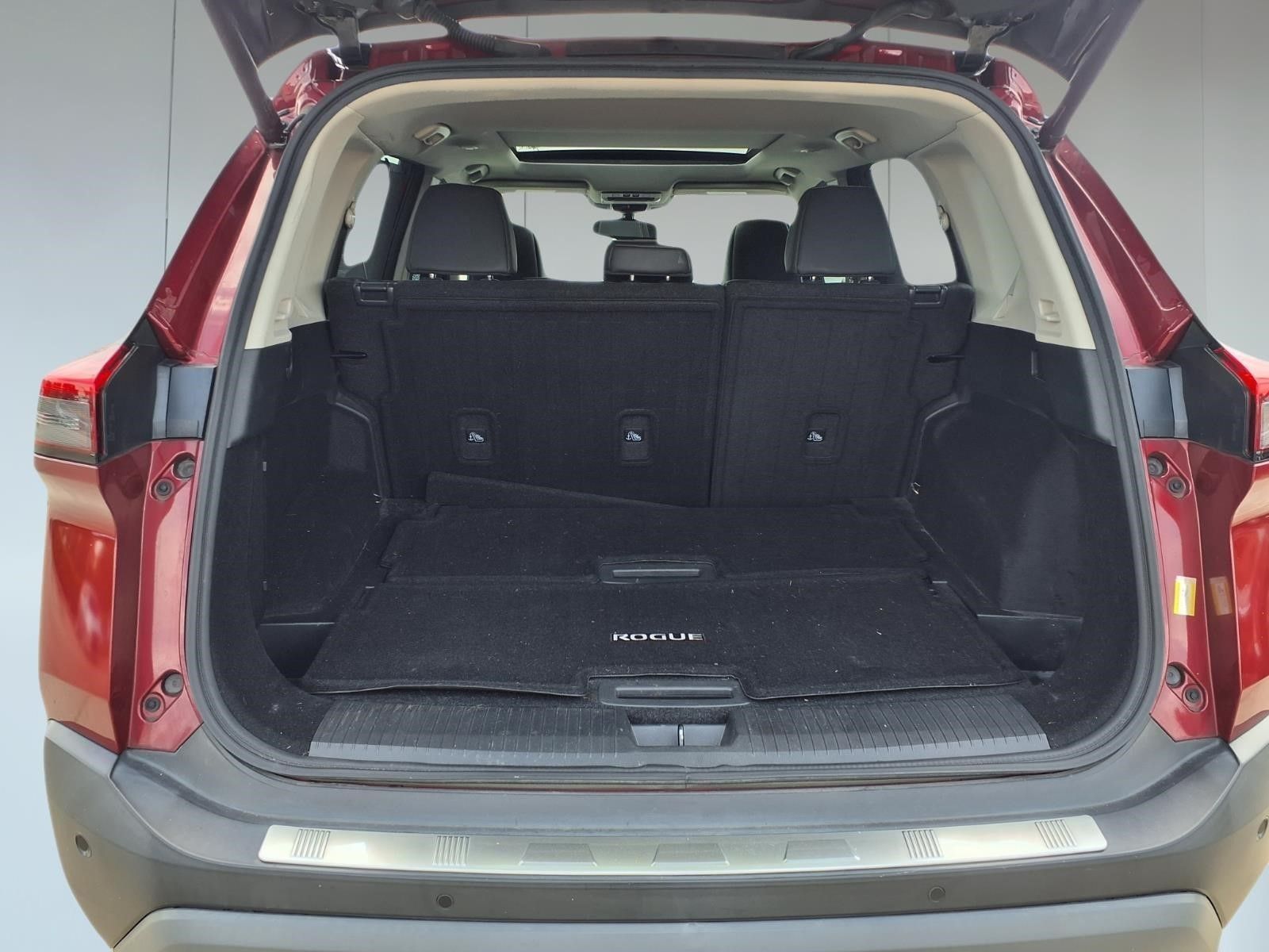 2021 Nissan Rogue SL Red at Central Houston Nissan